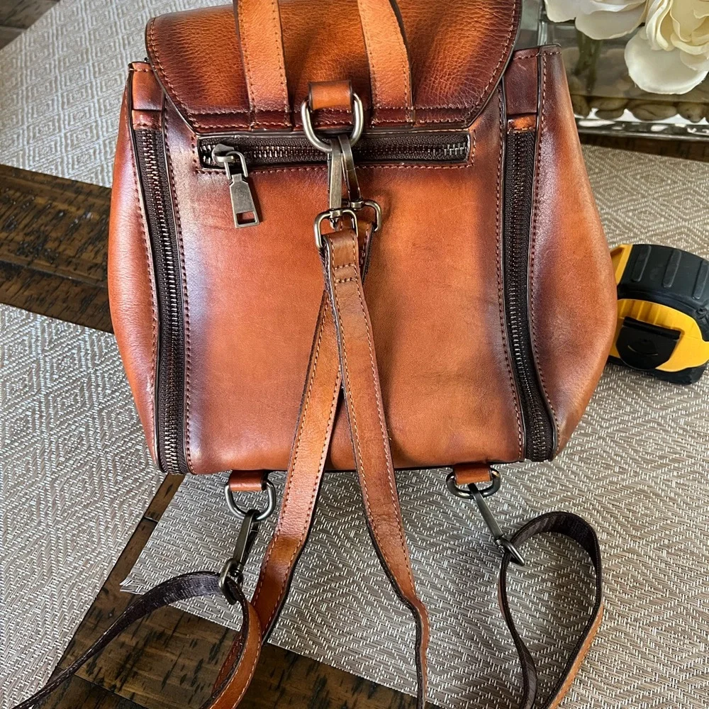 Women's Vintage Leather Backpack, New Buckle School Bag. - Picture 5 of 13